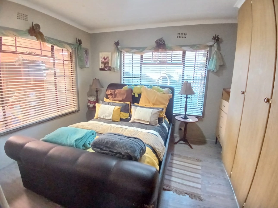 4 Bedroom Property for Sale in Vaalpark Free State